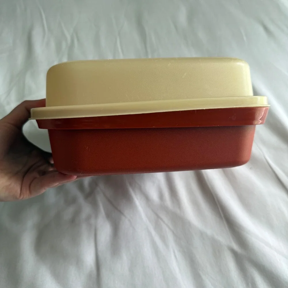 Vintage Tupperware Meat Marinade Server Paprika Red Almond Lid 1294 1295 Retro
